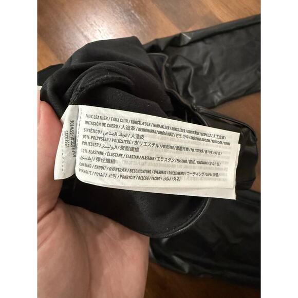 Abercrombie & Fitch Ankle Straight Ultra High Vegan Faux Leather Pants Sz 30/10L - Picture 4 of 8